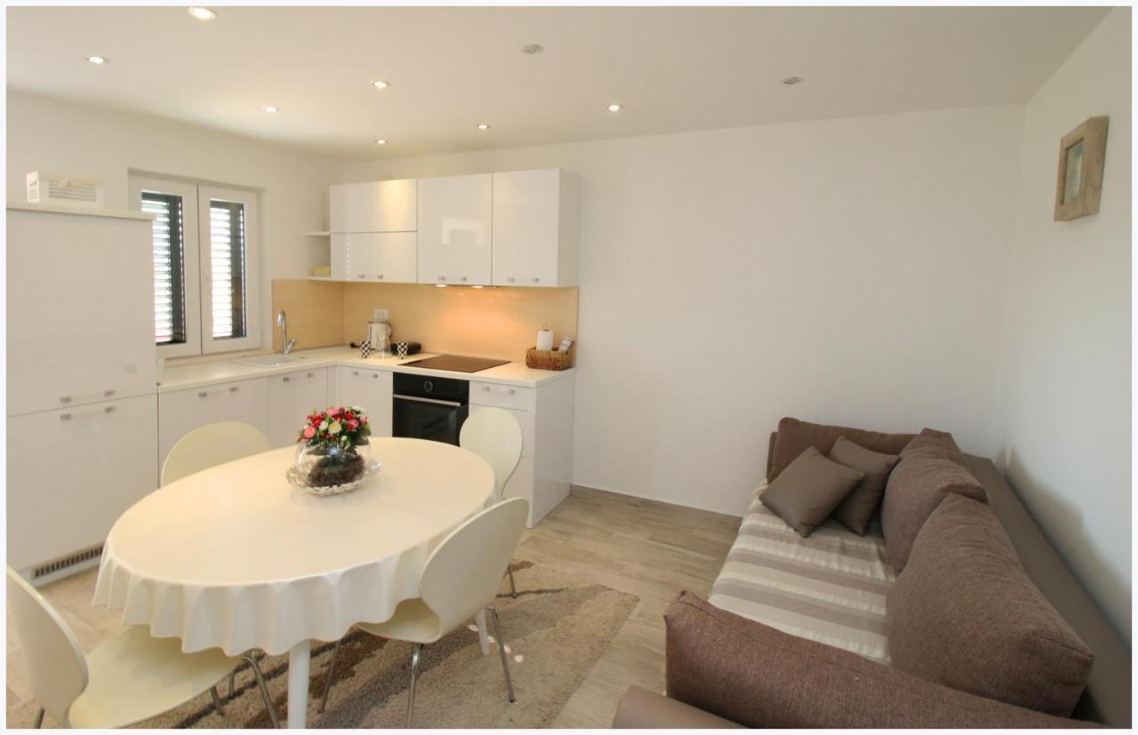 Holiday Home Ante พรีมอชเตน ภายนอก รูปภาพ