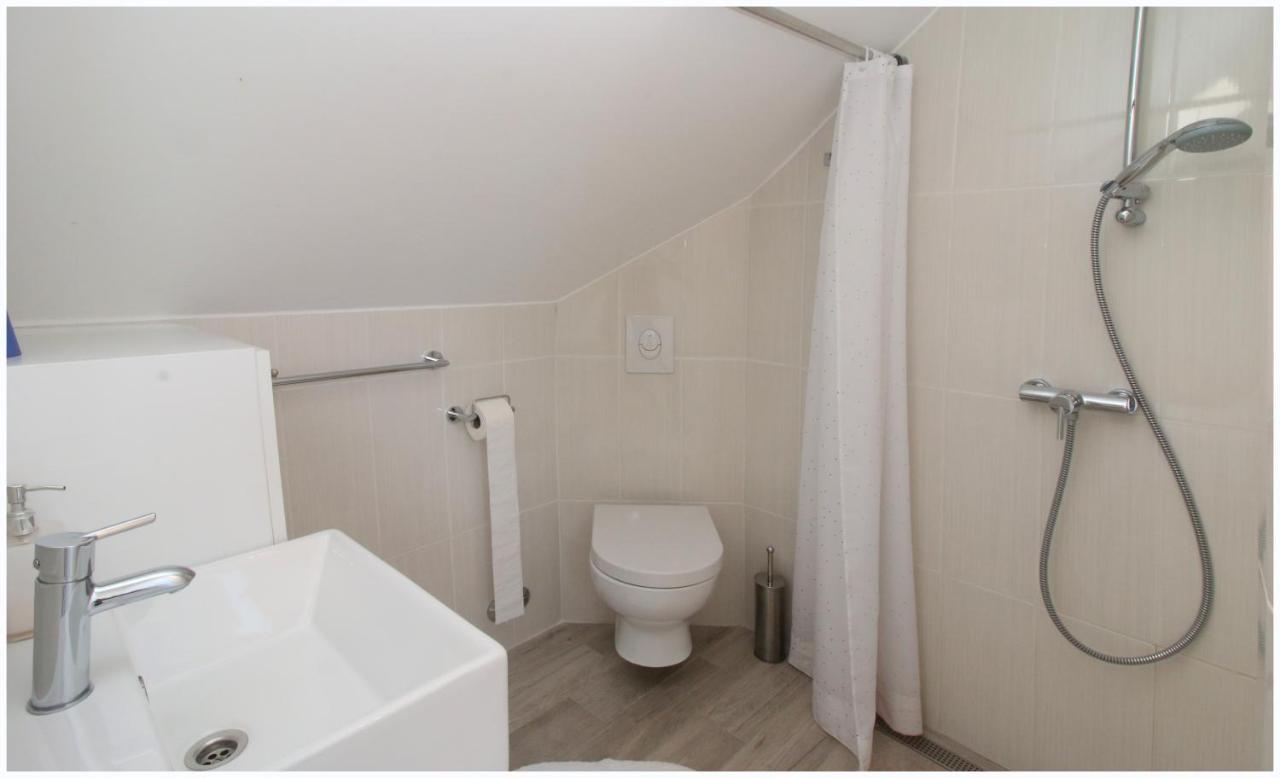 Holiday Home Ante พรีมอชเตน ภายนอก รูปภาพ